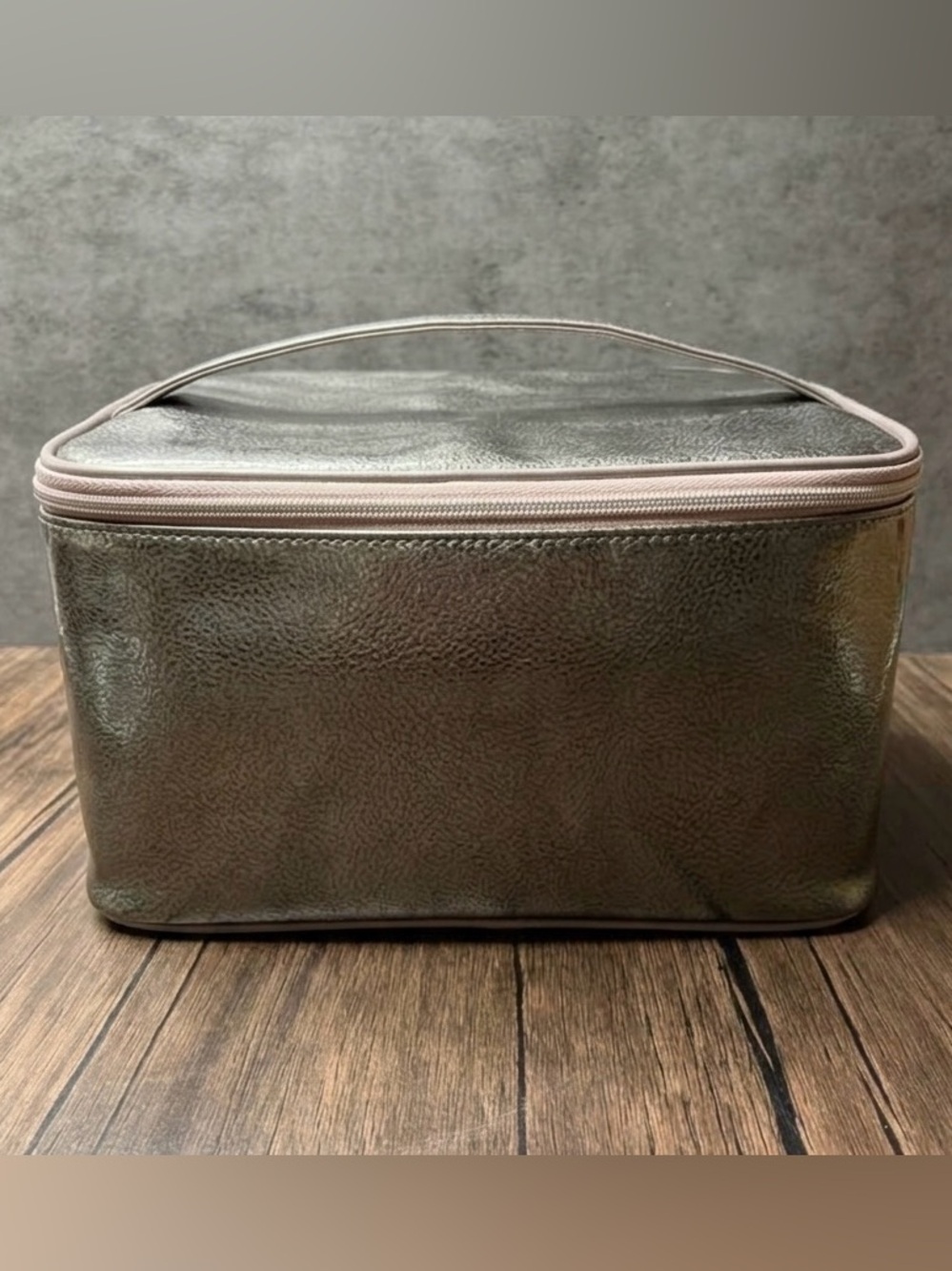 Lancôme Paris Metallic Pewter / Bronze Cosmetic Travel Train Case